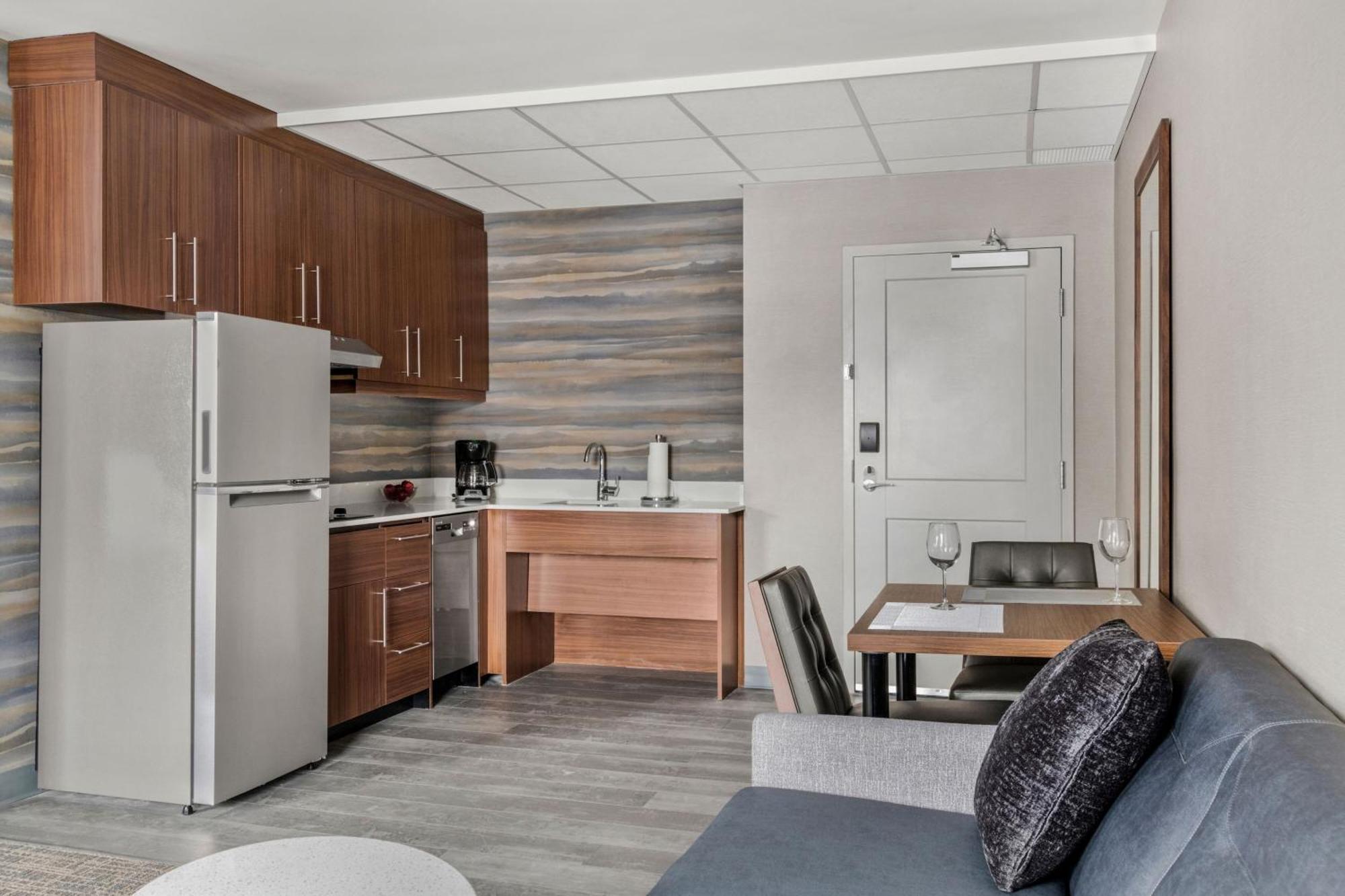 Quality Hotel Laval