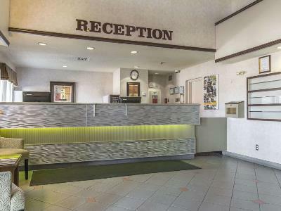 Hotel By Marriott